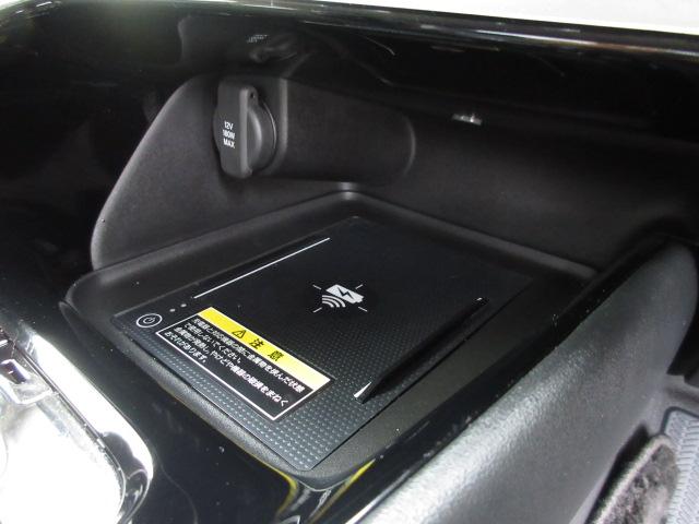 ヴェゼル e:HEVZ 禁煙車 衝突回避支援ブレーキ機能 1オナ スマキ Pトランク フルオートエアコン Dレコ エアバッグ 両席エアバック Rカメ 記録簿付 パワーウィンドウ LEDランプ ソナー クルーズC ナビ&TV(12枚目)