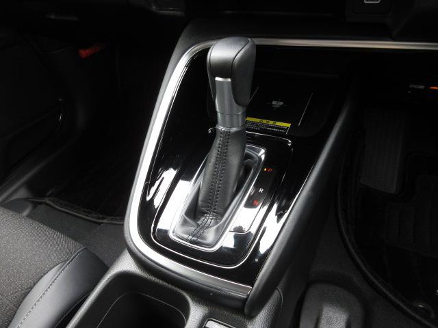 ヴェゼル e:HEVZ 禁煙車 衝突回避支援ブレーキ機能 1オナ スマキ Pトランク フルオートエアコン Dレコ エアバッグ 両席エアバック Rカメ 記録簿付 パワーウィンドウ LEDランプ ソナー クルーズC ナビ&TV(14枚目)
