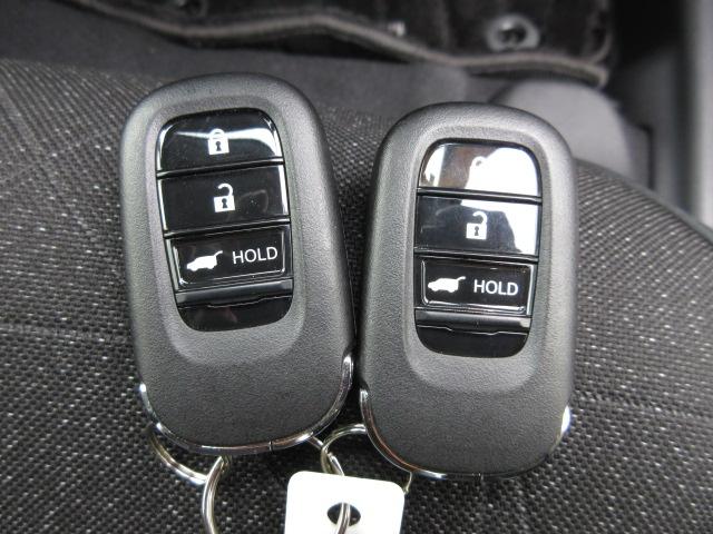 ヴェゼル e:HEVZ 禁煙車 衝突回避支援ブレーキ機能 1オナ スマキ Pトランク フルオートエアコン Dレコ エアバッグ 両席エアバック Rカメ 記録簿付 パワーウィンドウ LEDランプ ソナー クルーズC ナビ&TV(19枚目)