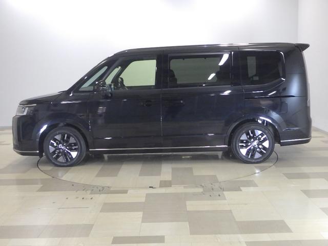 ステップワゴン スパーダ 禁煙車 キーレスエントリー WAC 両側Pスライドドア パワーゲート リアカメラ ターボ車 フルセグテレビ パワーステアリング オートエアコン ウォークスルー ETC車載器 サイドカーテンエアバック(23枚目)