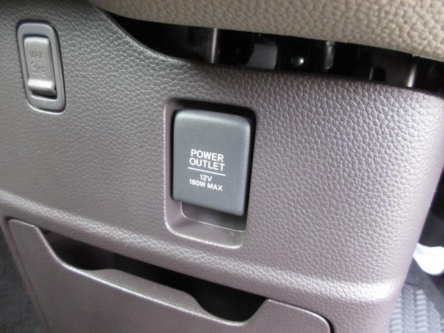 N-BOX G・Lターボホンダセンシング 禁煙車 イモビライザー アイドルストップ バックビューモニター ターボエンジン サイドカーテンエアバック スマートキー USB接続 クルーズコントロール LED ドライブレコーダー 前席シートヒーター(10枚目)