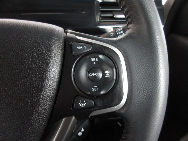 ステップワゴンスパーダ ｅ：ＨＥＶスパーダＧ・ＥＸホンダセンシング　禁煙車　エアバック　地デジ　クルコン　サイドエアバッグ　シ－トヒ－タ－　衝突軽減システム　スマキー　ＬＥＤランプ　ドラレコ　ＵＳＢ接続　ＡＢＳ　キーレス　フルオートエアコン　ＥＴＣ　三列シート　イモビ（9枚目）