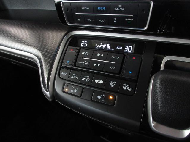 ステップワゴンスパーダ ｅ：ＨＥＶスパーダＧ・ＥＸホンダセンシング　禁煙車　エアバック　地デジ　クルコン　サイドエアバッグ　シ－トヒ－タ－　衝突軽減システム　スマキー　ＬＥＤランプ　ドラレコ　ＵＳＢ接続　ＡＢＳ　キーレス　フルオートエアコン　ＥＴＣ　三列シート　イモビ（10枚目）