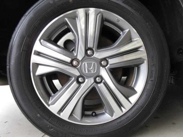 ステップワゴンスパーダ ｅ：ＨＥＶスパーダＧ・ＥＸホンダセンシング　禁煙車　エアバック　地デジ　クルコン　サイドエアバッグ　シ－トヒ－タ－　衝突軽減システム　スマキー　ＬＥＤランプ　ドラレコ　ＵＳＢ接続　ＡＢＳ　キーレス　フルオートエアコン　ＥＴＣ　三列シート　イモビ（22枚目）