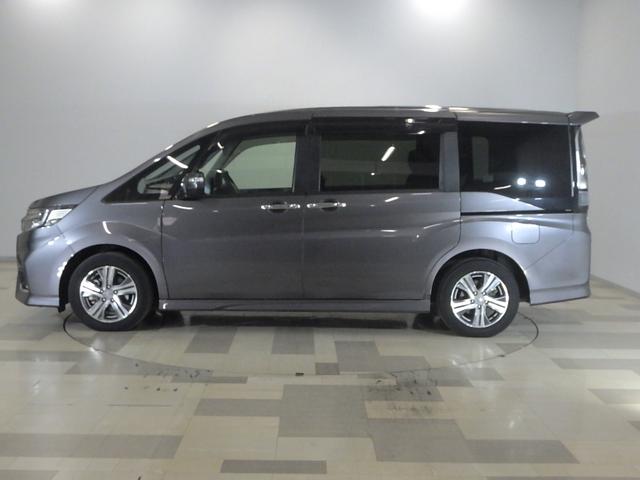 ステップワゴンスパーダ ｅ：ＨＥＶスパーダＧ・ＥＸホンダセンシング　禁煙車　エアバック　地デジ　クルコン　サイドエアバッグ　シ－トヒ－タ－　衝突軽減システム　スマキー　ＬＥＤランプ　ドラレコ　ＵＳＢ接続　ＡＢＳ　キーレス　フルオートエアコン　ＥＴＣ　三列シート　イモビ（34枚目）