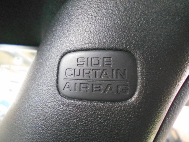 N-BOXカスタム ベースグレード 禁煙車 USB接続 CMBS Dレコ 1オーナー ベンチシート オートエアコン スマートキ LED 盗難防止装置 クルコン ETC バックカメラ フルセグTV パワーステアリング エアバッグ ESC(11枚目)