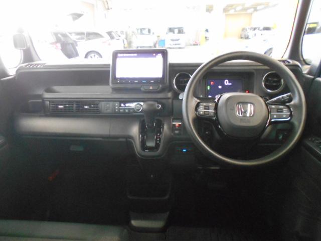 N-BOXカスタム ベースグレード 禁煙車 USB接続 CMBS Dレコ 1オーナー ベンチシート オートエアコン スマートキ LED 盗難防止装置 クルコン ETC バックカメラ フルセグTV パワーステアリング エアバッグ ESC(14枚目)