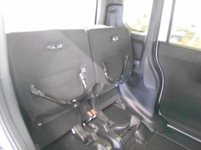 N-BOXカスタム ベースグレード 禁煙車 USB接続 CMBS Dレコ 1オーナー ベンチシート オートエアコン スマートキ LED 盗難防止装置 クルコン ETC バックカメラ フルセグTV パワーステアリング エアバッグ ESC(27枚目)