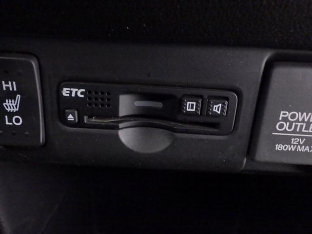 N-BOXカスタム GSSブラックスタイルパッケージ 禁煙車 左右パワースライド リアカメラ ワンセグ ETC付き ナビTV 前席シートヒーター AAC ワンオーナー パワステ パワーウィンドウ キーフリー 横滑り防止 エコアイドル スマートキー ABS(4枚目)