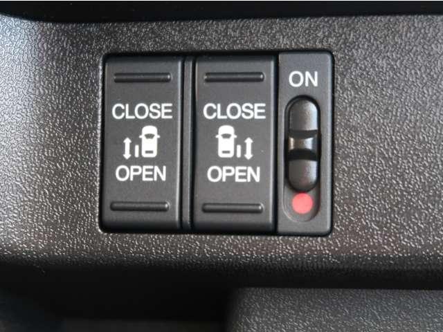 ステップワゴンスパーダ スパーダハイブリッド G・EX ホンダセンシング 禁煙 2WD 7人 10型ナビ 両側電動スライド(11枚目)