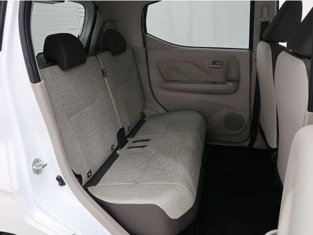 eKワゴン M ☆禁煙☆社有車UP☆誤発進抑制機能☆シ-トヒ-タ-☆衝突被害軽減ブレ-キ☆障害物センサ-☆車線逸脱警報☆横滑り防止☆ワンオ-ナ-☆オートハイビーム☆ベンチシート☆ETC☆アイドリングストップ☆盗難防止(7枚目)