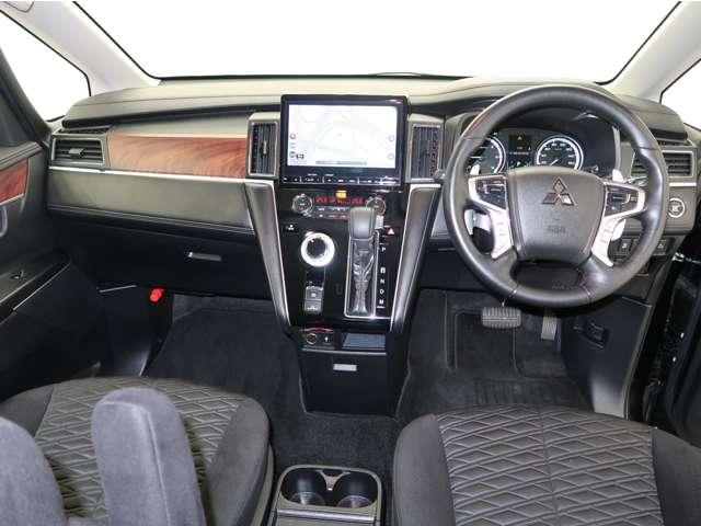 デリカD:5 P ☆禁煙☆7人☆純正10.1型ナビ☆ETC2.0☆車検整備付☆レンタUP ☆電動サイドステップ☆後側方検知☆誤発進抑制☆マルチアラウンドモニタ-☆ 電動リヤゲ-ト☆シ-トヒ-タ-☆オ-トハイビ-ム(6枚目)