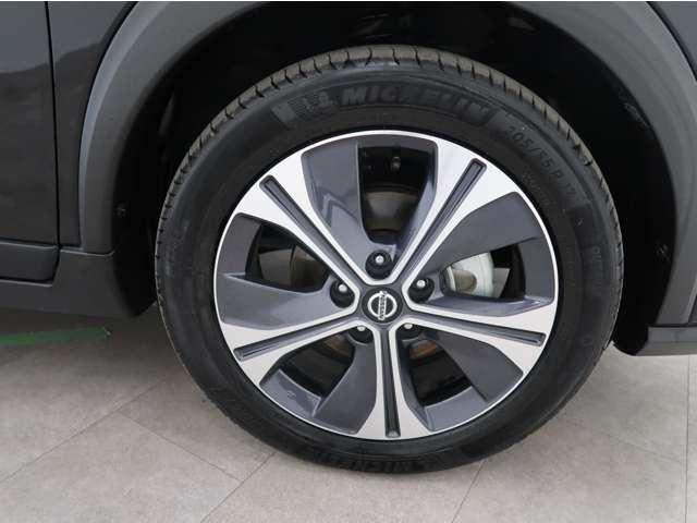 キックス X FOUR ☆禁煙☆プロパイロット☆純正ナビ☆車検整備付☆マルチアラウンドモニタ-☆デジタルル-ムミラ-☆誤発進抑制☆ETC2.0☆LEDライト☆フルセグTV☆Bluetoothオ-ディオ☆CD/DVD再生(18枚目)