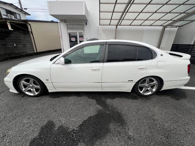 アリスト  純正ナビ サンルーフ 黒革シート ETC オートクルーズコントロール 車高調 純正サス有 純正アルミホイール 電動パワーシート キーレスキー(8枚目)