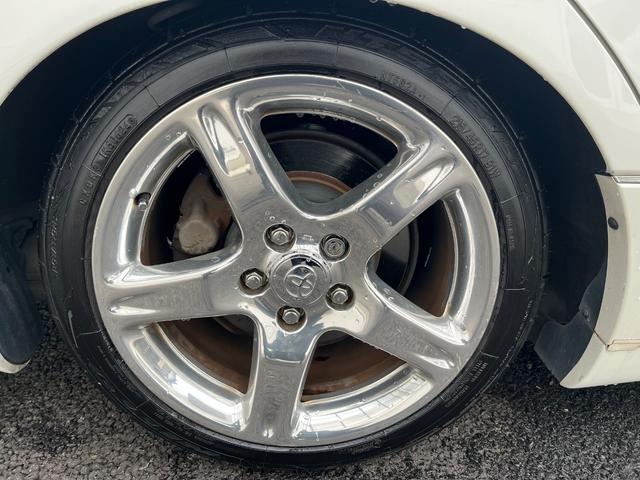 アリスト  純正ナビ サンルーフ 黒革シート ETC オートクルーズコントロール 車高調 純正サス有 純正アルミホイール 電動パワーシート キーレスキー(13枚目)