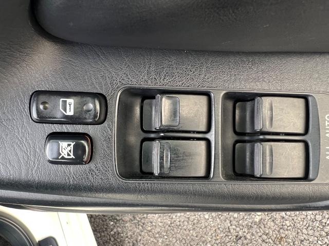 アリスト  純正ナビ サンルーフ 黒革シート ETC オートクルーズコントロール 車高調 純正サス有 純正アルミホイール 電動パワーシート キーレスキー(29枚目)