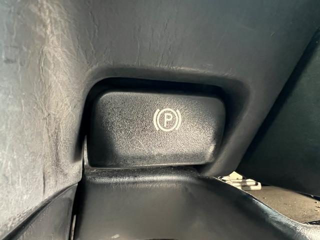 アリスト  純正ナビ サンルーフ 黒革シート ETC オートクルーズコントロール 車高調 純正サス有 純正アルミホイール 電動パワーシート キーレスキー(33枚目)