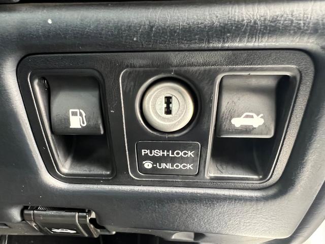 アリスト  純正ナビ サンルーフ 黒革シート ETC オートクルーズコントロール 車高調 純正サス有 純正アルミホイール 電動パワーシート キーレスキー(37枚目)