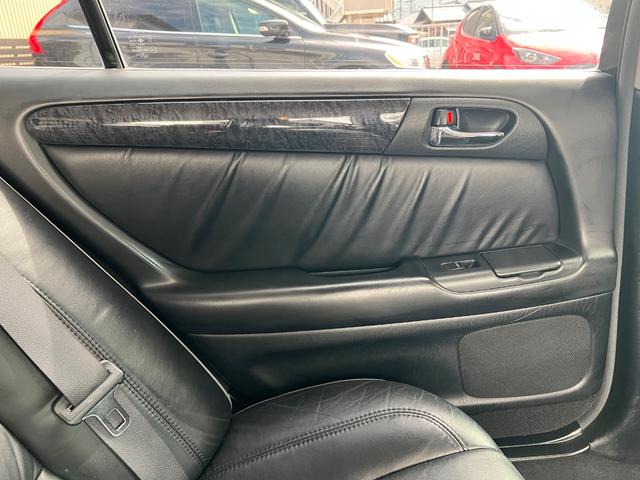 アリスト  純正ナビ サンルーフ 黒革シート ETC オートクルーズコントロール 車高調 純正サス有 純正アルミホイール 電動パワーシート キーレスキー(45枚目)