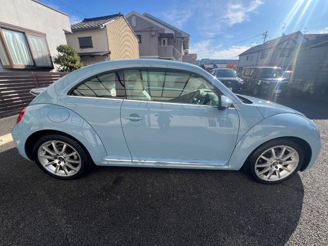 ザ・ビートル ブロッサム 150台限定車 ナビ TV バックカメラ ETC Bluetooth 18インチアルミホイール クルーズコントロール オートライト シートヒーター コーナーセンサー(4枚目)