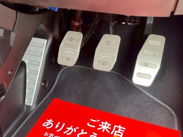 アバルト５９５ コンペティツィオーネ　ＴＨ３０９ＬＯＯＫ　スリーハンドレッドフルエアロキット　スリーハンドレッド車高調　ＡＰレーシングＦキャリパー　センターマフラーマッドカーボンディフューザー　ＥＣＵチューン　ロールゲージキット　１７ＡＷ（42枚目）