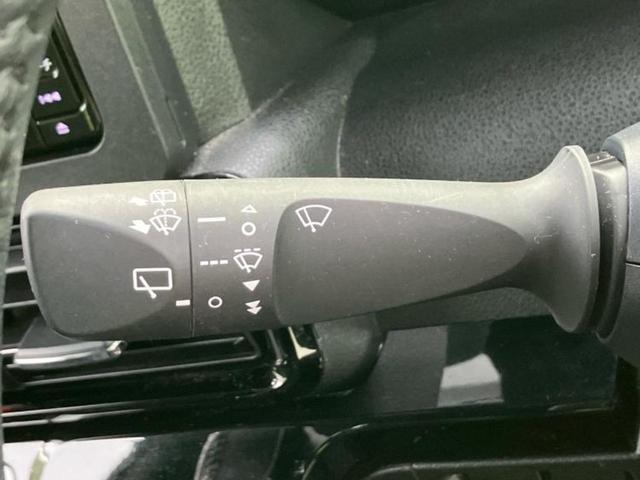 タント カスタムＲＳ　保証書／純正　ＳＤナビ／衝突安全装置／両側電動スライドドア／シートヒーター　前席／パノラマモニター／車線逸脱防止支援システム／シート　ハーフレザー／ドライブレコーダー　純正／ヘッドランプ　ＬＥＤ（17枚目）