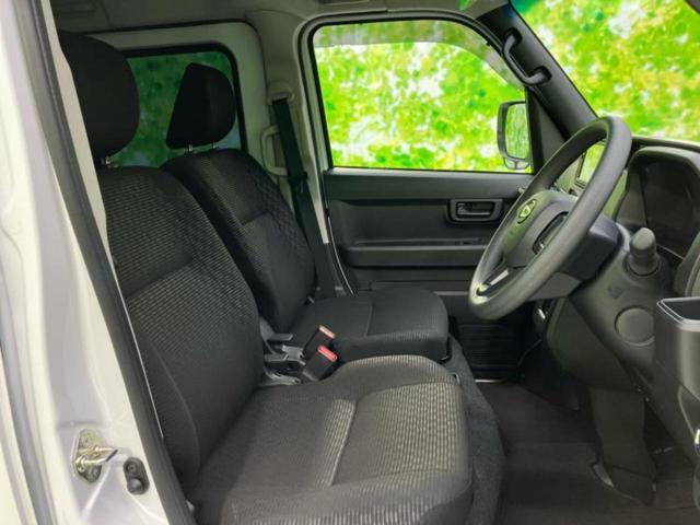 ハイゼットカーゴ クルーズ　保証書／ディスプレイオーディオ／デジタルインナーミラー／衝突安全装置／車線逸脱防止支援システム／ヘッドランプ　ＬＥＤ／Ｂｌｕｅｔｏｏｔｈ接続／ＥＴＣ／ＥＢＤ付ＡＢＳ／横滑り防止装置　バックカメラ（4枚目）