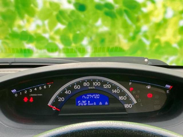 フリード G 新品タイヤ/保証書/純正 SDナビ/ETC/EBD付ABS/ワンセグTV/DVD/エアバッグ 運転席/エアバッグ 助手席/パワーウインドウ/キーレスエントリー/パワーステアリング/マニュアルエアコン(14枚目)