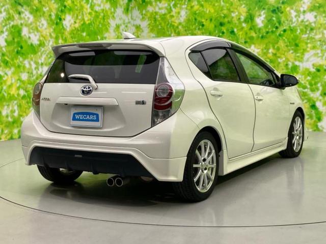 アクア Ｓ　新品タイヤ／純正エアロ／保証書／社外　ＳＤナビ／ヘッドランプ　ＨＩＤ／ＥＴＣ／ＥＢＤ付ＡＢＳ／横滑り防止装置／アイドリングストップ／バックモニター／フルセグＴＶ／エアバッグ　運転席　フルエアロ　記録簿（3枚目）