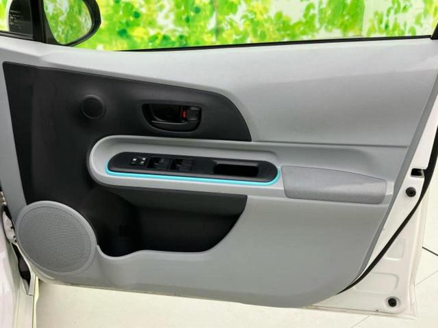 アクア Ｓ　新品タイヤ／純正エアロ／保証書／社外　ＳＤナビ／ヘッドランプ　ＨＩＤ／ＥＴＣ／ＥＢＤ付ＡＢＳ／横滑り防止装置／アイドリングストップ／バックモニター／フルセグＴＶ／エアバッグ　運転席　フルエアロ　記録簿（20枚目）