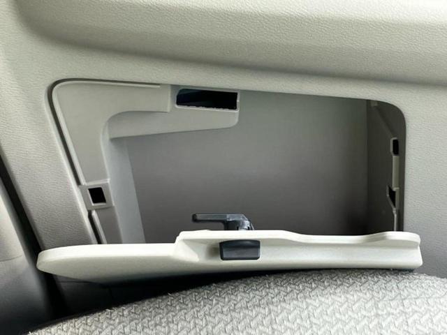 eKワゴン M 保証書/EBD付ABS/横滑り防止装置/アイドリングストップ/禁煙車/エアバッグ 運転席/エアバッグ 助手席/衝突安全ボディ/パワーウインドウ/オペレーションキー/パワーステアリング/オートライト(31枚目)