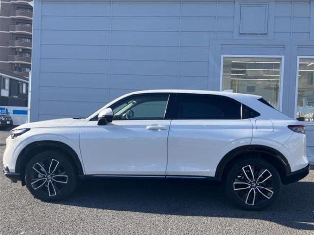 ヴェゼル ｅＨＥＶ　Ｚ　純正　８インチ　ＳＤナビ／衝突安全装置／シートヒーター　前席／車線逸脱防止支援システム／シート　ハーフレザー／電動バックドア／ドライブレコーダー　３６０°／ヘッドランプ　ＬＥＤ／ＵＳＢジャック（2枚目）