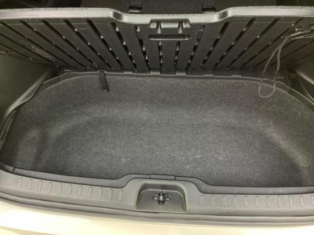 セレナ ハイウェイスターGプロパイロットエディション 新品タイヤ/純正 9インチ SDナビ/フリップダウンモニター 純正 11インチ/衝突安全装置/両側電動スライドドア/車線逸脱防止支援システム/シート ハーフレザー/プロパイロット 衝突被害軽減システム(26枚目)