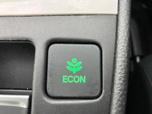 フィット eHEVベーシック 新品タイヤ/保証書/衝突安全装置/車線逸脱防止支援システム/ヘッドランプ LED/ETC/EBD付ABS/横滑り防止装置/アイドリングストップ/クルーズコントロール/エアバッグ 運転席 レーンアシスト(30枚目)