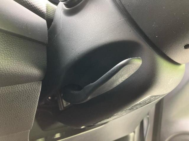 フィット eHEVベーシック 新品タイヤ/保証書/衝突安全装置/車線逸脱防止支援システム/ヘッドランプ LED/ETC/EBD付ABS/横滑り防止装置/アイドリングストップ/クルーズコントロール/エアバッグ 運転席 レーンアシスト(33枚目)