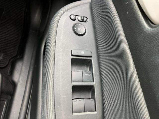 フィット eHEVベーシック 新品タイヤ/保証書/衝突安全装置/車線逸脱防止支援システム/ヘッドランプ LED/ETC/EBD付ABS/横滑り防止装置/アイドリングストップ/クルーズコントロール/エアバッグ 運転席 レーンアシスト(35枚目)