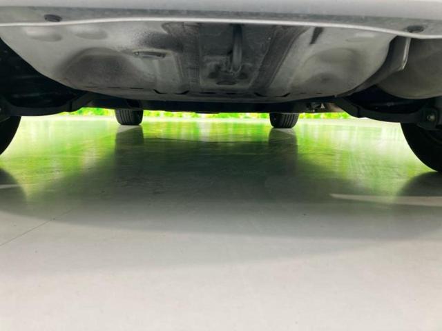 フィット eHEVベーシック 新品タイヤ/保証書/衝突安全装置/車線逸脱防止支援システム/ヘッドランプ LED/ETC/EBD付ABS/横滑り防止装置/アイドリングストップ/クルーズコントロール/エアバッグ 運転席 レーンアシスト(44枚目)