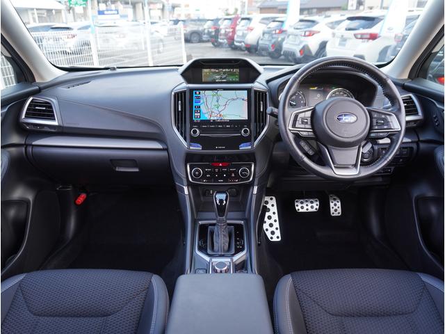 分割払いの取り扱いもございます！初度登録５年以内のお車では据置型クレジットのご利用も可能です！すぐに試算や審査ができますのでお気軽にお問い合わせください！