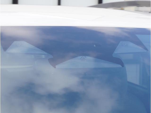 クロストレック リミテッド 弊社元試乗車(8枚目)