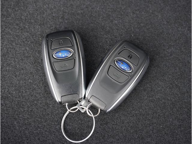 クロストレック リミテッド 弊社元試乗車(9枚目)