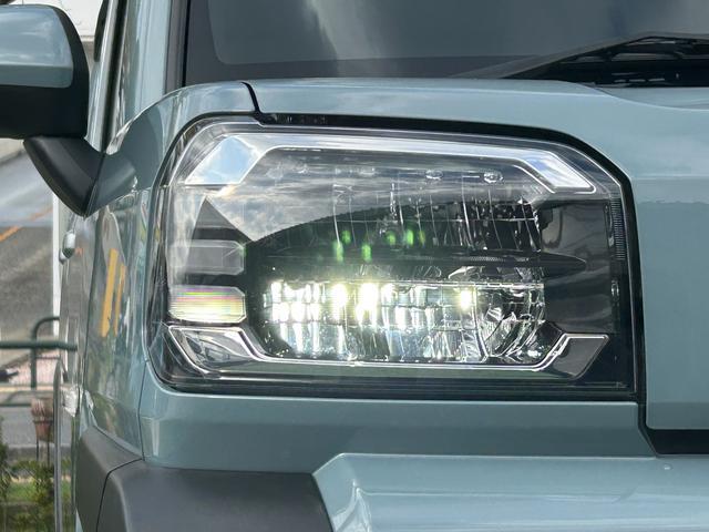 オートライト機能ＬＥＤヘッドランプ付きで、大変明るく夜間運転の視界をサポートしてくれます。また、夕暮れ時やトンネル走行時にヘッドランプが自動で点灯してくれます。