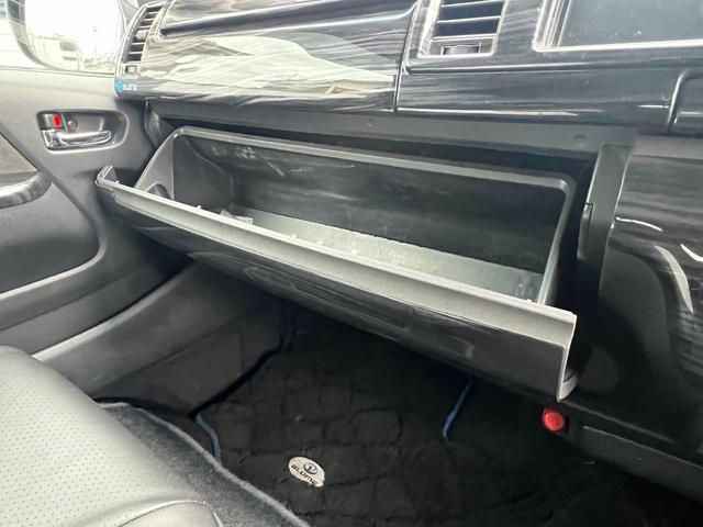 ハイエースワゴン GL アイシート2脚 新品Weds16AW 4WD 社外オートステップ SDナビ バックモニター 後席モニター パワスラ ETC ミラー一体型バックモニター(56枚目)