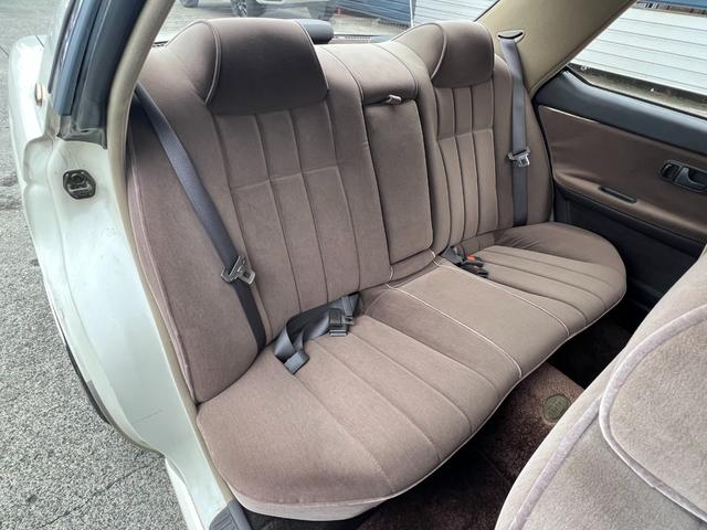 ローレル メダリスト 新品スターシャーク14AW タイヤ 新品社外車高調 純正オーディオ パワーウィンドウ 電格ミラー オートライト(15枚目)