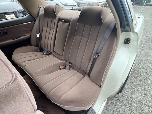 ローレル メダリスト 新品スターシャーク14AW タイヤ 新品社外車高調 純正オーディオ パワーウィンドウ 電格ミラー オートライト(17枚目)