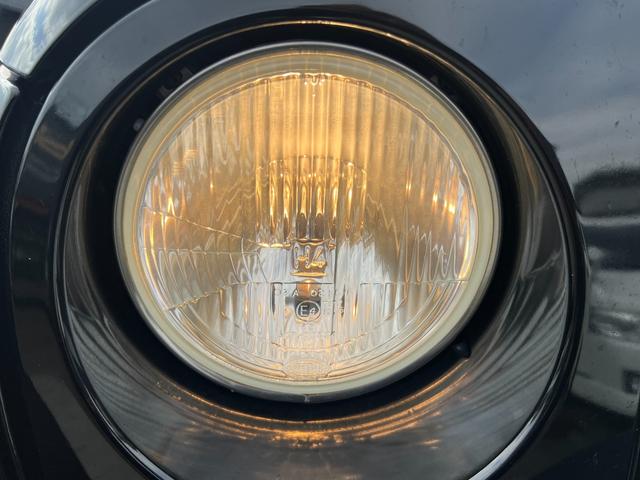 ジープ・ラングラーアンリミテッド スポーツ　社外バンパー　オーバーフェンダー　ＰＲＯＣＯＭＰ１６ＡＷ　マッドタイヤ　社外ＨＤＤナビ　ＥＴＣ　純正サイドカメラ　ＫＩＣＫＥＲスピーカー（22枚目）