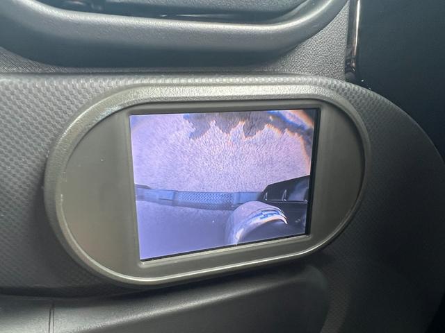 ジープ・ラングラーアンリミテッド スポーツ　社外バンパー　オーバーフェンダー　ＰＲＯＣＯＭＰ１６ＡＷ　マッドタイヤ　社外ＨＤＤナビ　ＥＴＣ　純正サイドカメラ　ＫＩＣＫＥＲスピーカー（46枚目）