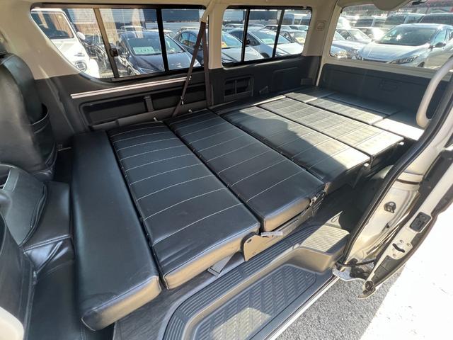 ハイエースワゴン ＧＬ　内装架装　ｉＳｅａｔ２脚　社外エアロ　ＭＫＷ１６ＡＷ　ローダウン　社外ＳＤナビ　バックモニター　１０．１型後席モニター　ＥＴＣ　パワスラ　前後式ドラレコ（29枚目）