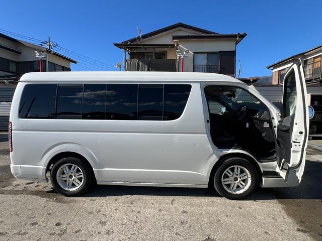 ハイエースワゴン ＧＬ　内装架装　ｉＳｅａｔ２脚　社外エアロ　ＭＫＷ１６ＡＷ　ローダウン　社外ＳＤナビ　バックモニター　１０．１型後席モニター　ＥＴＣ　パワスラ　前後式ドラレコ（40枚目）