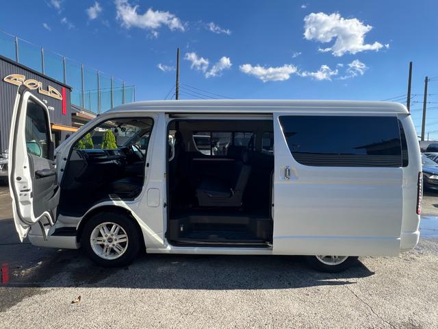 ハイエースワゴン ＧＬ　内装架装　ｉＳｅａｔ２脚　社外エアロ　ＭＫＷ１６ＡＷ　ローダウン　社外ＳＤナビ　バックモニター　１０．１型後席モニター　ＥＴＣ　パワスラ　前後式ドラレコ（42枚目）