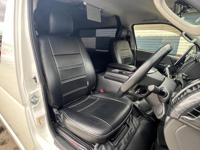 ハイエースワゴン ＧＬ　内装架装　ベッドキット　社外１８ＡＷ　オーバーフェンダー　ローダウン　社外テール　社外１１型ナビ　バックモニター　１０．２型後席モニター　ドラレコ付デジタルインナーミラー　ＥＴＣ　パワスラ社外レーダー（11枚目）